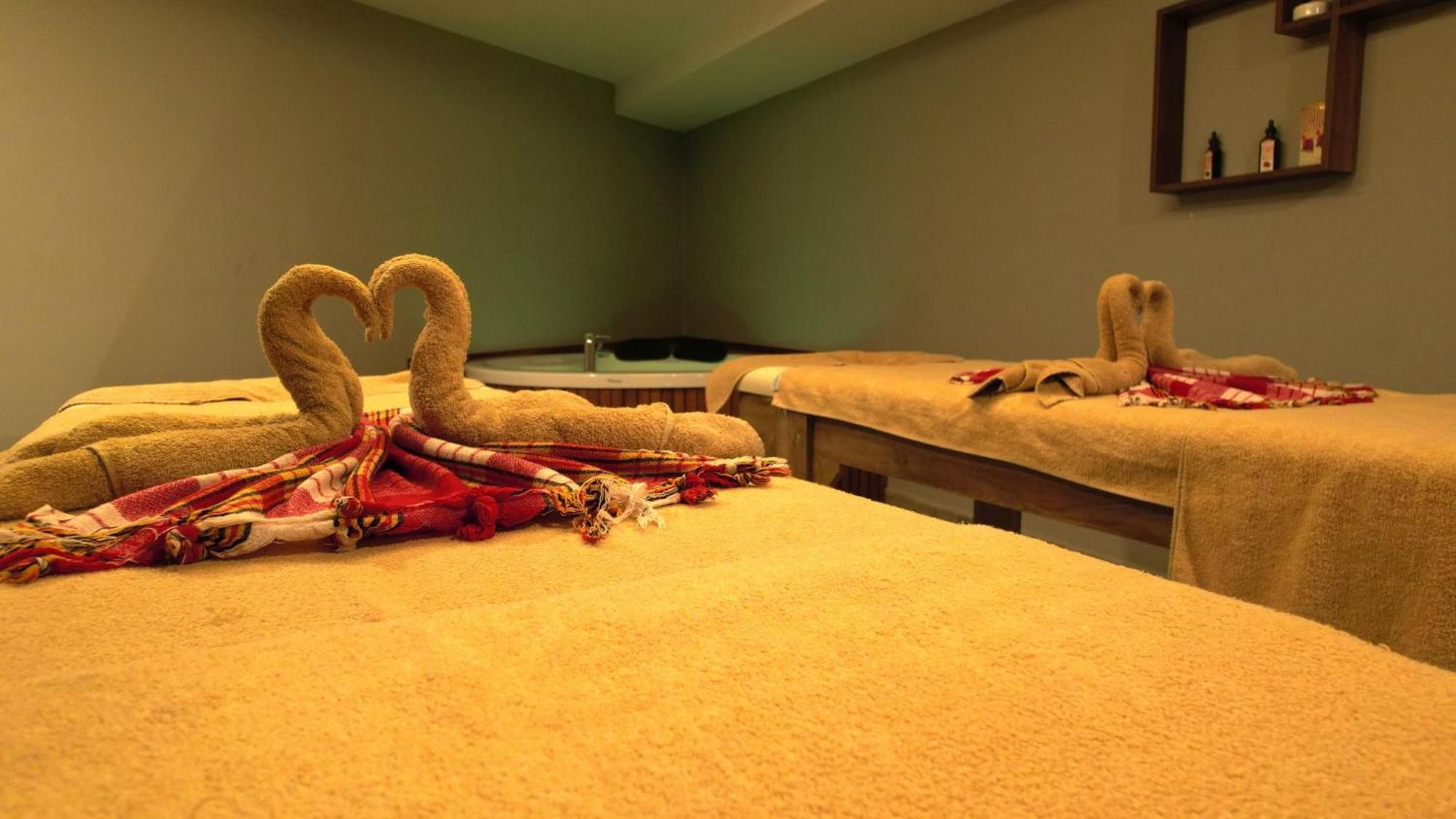 Atacity Hotel อิสตันบูล ภายนอก รูปภาพ